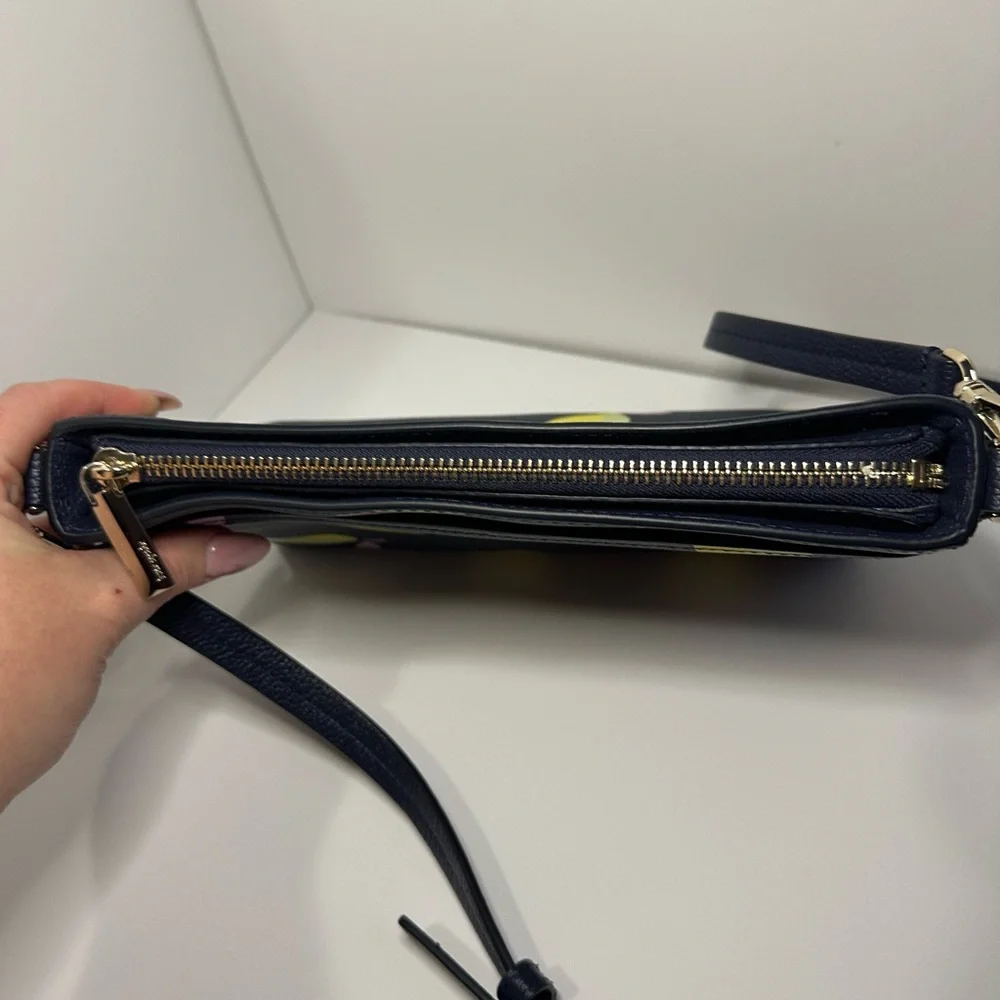 Kate Spade EUC Margaux Lemons Grained Leather Convertible Crossbody